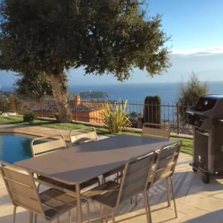 Spacious House With Pool - Near Saint-Raphael (Var)