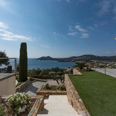 Spacious House With Pool - Near * Saint-Raphael (Var)